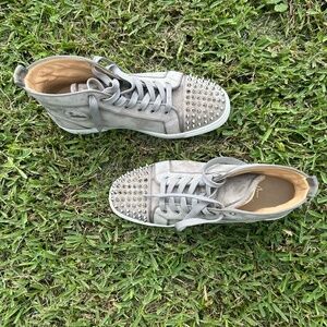 Christian Louboutin Men’s Lou Spikes Orlato Flat – Grey High Top